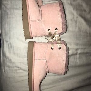 Girls Uggs NWOT
